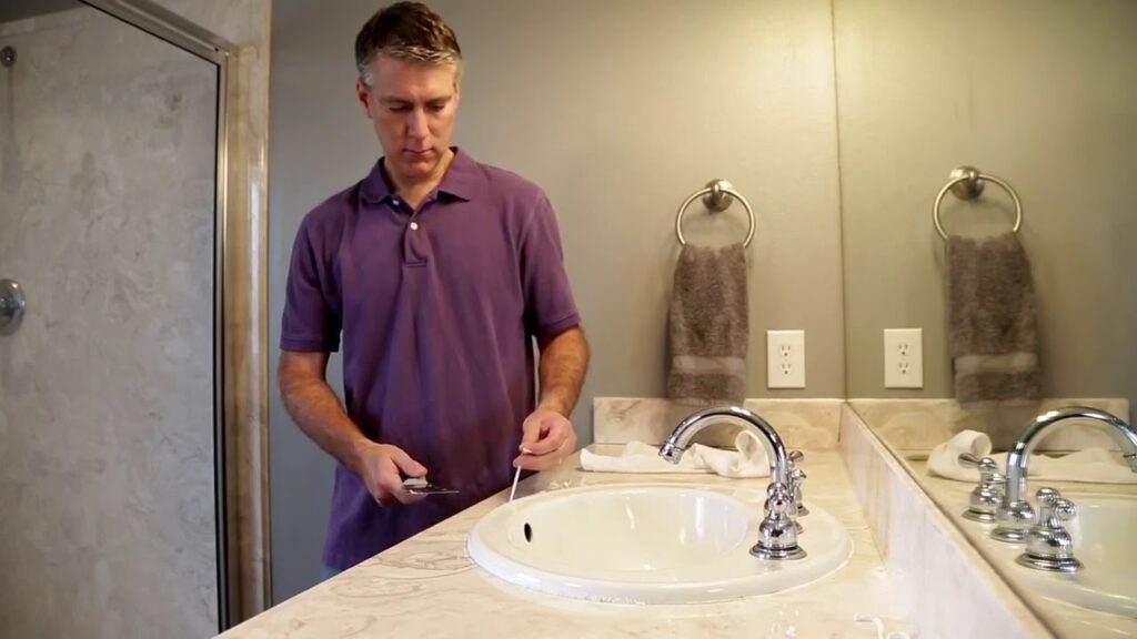 NJ bathroom caulking
